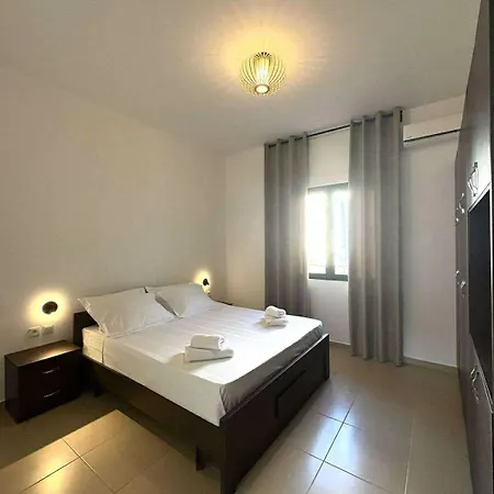 Elia Accommodatie bij particulieren Ksamil