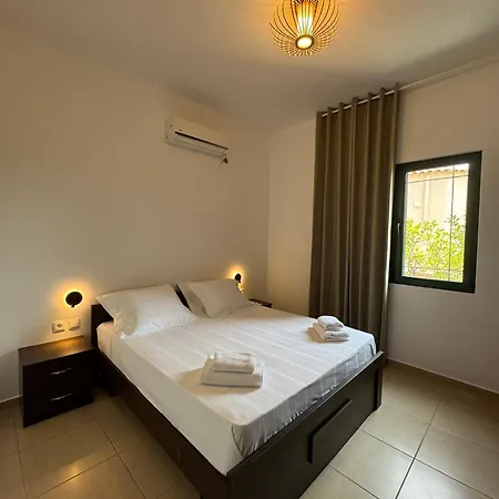 Elia Homestay *