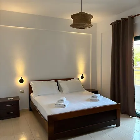 Elia Accommodatie bij particulieren Ksamil